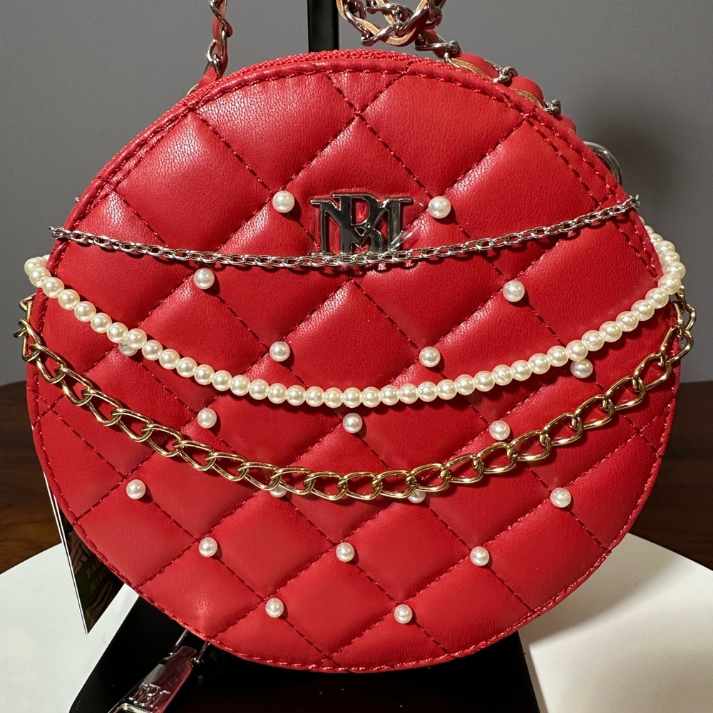 Badgley Mischka Round Quilted bag w/ silver & gold tone hardware with faux pearl